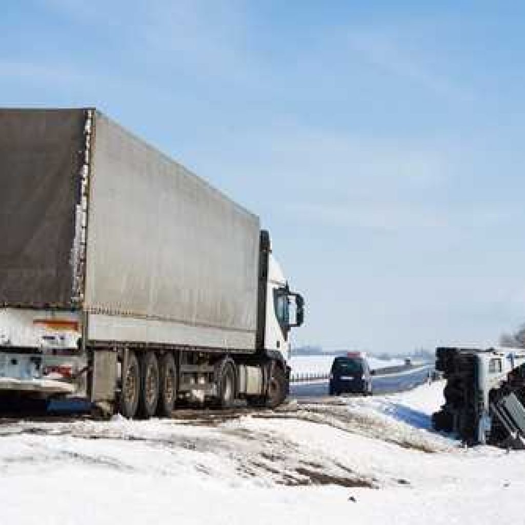 Buffalo Injury Attorney Examines the Differences Between an Auto Accident and a Truck Accident Case